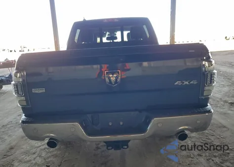 2016 Ram 1500 Laramie z USA, uszkodzony, nr VIN 1C6RR7NT9GS298871